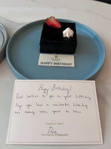 手寫卡片、巧克力蛋糕