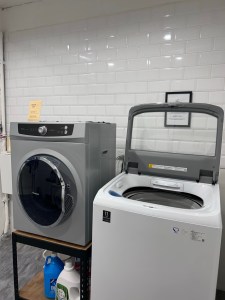 洗衣、烘衣間
